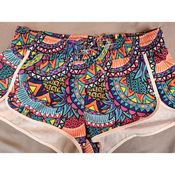 Juniors No Boundaries Tropical Print Shorts Size 7-9 - Picture 2 of 5